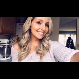 Meet your Posher, Lauren